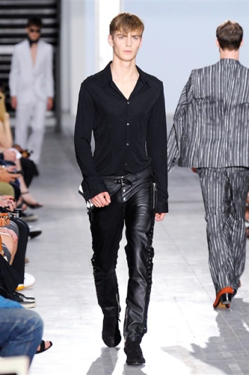 Fotoservizio/SS 2015/MEN/COSTUME NATIONAL HOMME/DP1/22