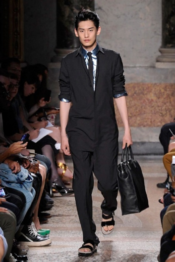 Fotoservizio/SS 2015/MEN/LES HOMMES/DP1/18