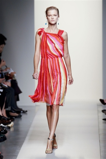 Fotoservizio/SS 2012/WOMEN/BOTTEGA VENETA/26