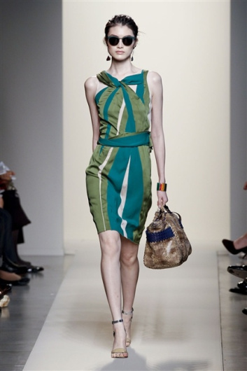 Fotoservizio/SS 2012/WOMEN/BOTTEGA VENETA/27