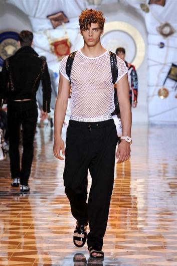 Fotoservizio/SS 2015/MEN/VERSACE/DP1/38
