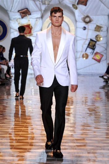 Fotoservizio/SS 2015/MEN/VERSACE/DP1/48
