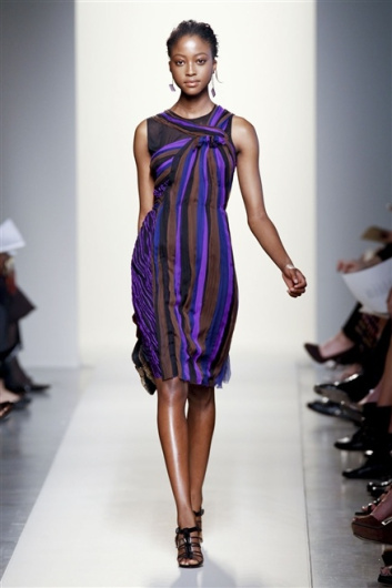 Fotoservizio/SS 2012/WOMEN/BOTTEGA VENETA/37