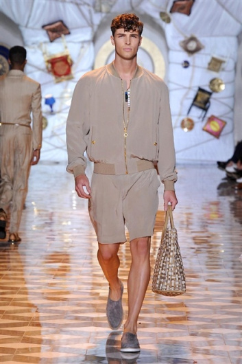Fotoservizio/SS 2015/MEN/VERSACE/DP1/7