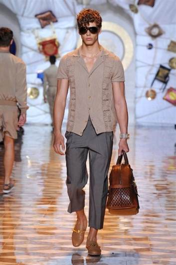 Fotoservizio/SS 2015/MEN/VERSACE/DP1/8