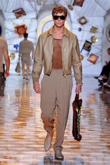 Fotoservizio/SS 2015/MEN/VERSACE/DP1/9