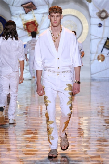 Fotoservizio/SS 2015/MEN/VERSACE/DP1/16