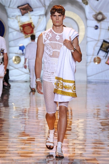 Fotoservizio/SS 2015/MEN/VERSACE/DP1/18