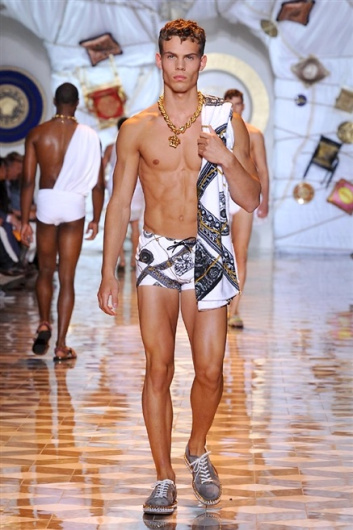 Fotoservizio/SS 2015/MEN/VERSACE/DP1/22