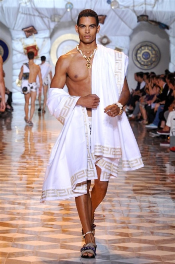 Fotoservizio/SS 2015/MEN/VERSACE/DP1/24