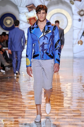 Fotoservizio/SS 2015/MEN/VERSACE/DP1/28