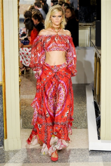 Fotoservizio/SS 2012/WOMEN/EMILIO PUCCI/7