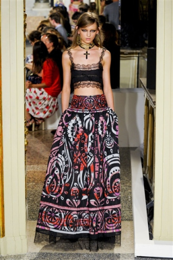 Fotoservizio/SS 2012/WOMEN/EMILIO PUCCI/1