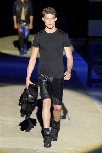 Fotoservizio/SS 2015/MEN/PHILIPP PLEIN/DP1/41