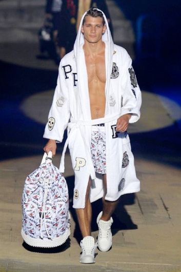 Fotoservizio/SS 2015/MEN/PHILIPP PLEIN/DP1/51