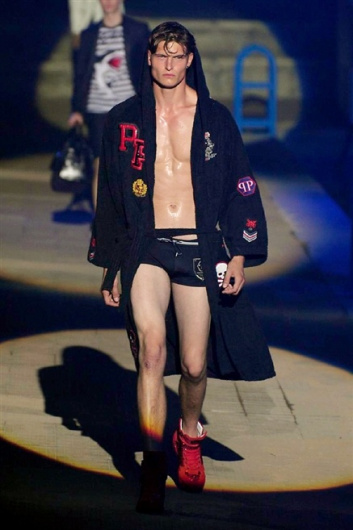 Fotoservizio/SS 2015/MEN/PHILIPP PLEIN/DP1/52