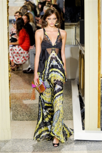 Fotoservizio/SS 2012/WOMEN/EMILIO PUCCI/28