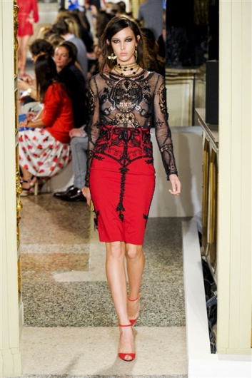 Fotoservizio/SS 2012/WOMEN/EMILIO PUCCI/36