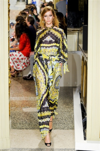 Fotoservizio/SS 2012/WOMEN/EMILIO PUCCI/30