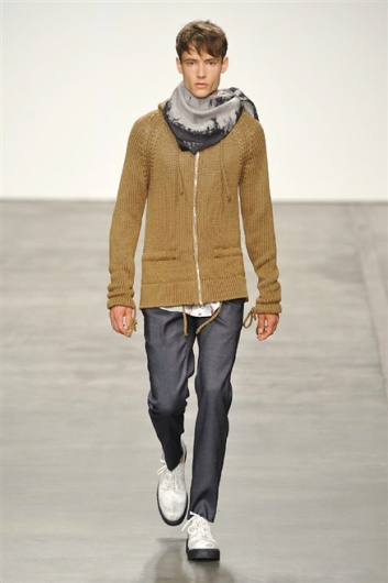 Fotoservizio/SS 2015/MEN/ICEBERG/DP1/33