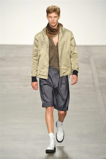 Fotoservizio/SS 2015/MEN/ICEBERG/DP1/36