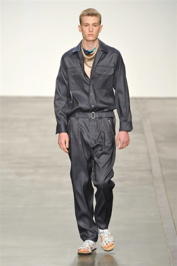 Fotoservizio/SS 2015/MEN/ICEBERG/DP1/37