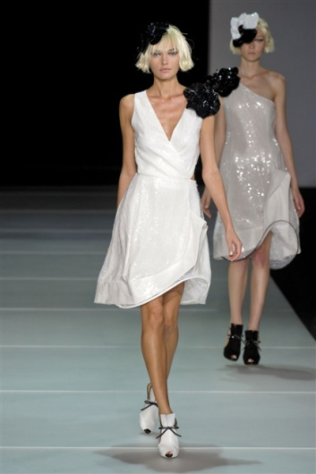 Fotoservizio/SS 2012/WOMEN/EMPORIO ARMANI/58