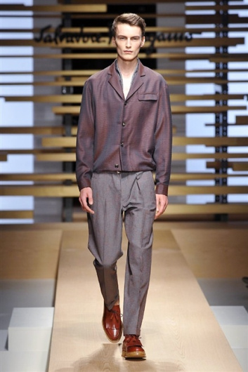Fotoservizio/SS 2015/MEN/SALVATORE FERRAGAMO/DP1/1