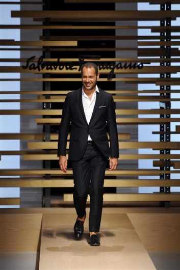Fotoservizio/SS 2015/MEN/SALVATORE FERRAGAMO/DP1/48