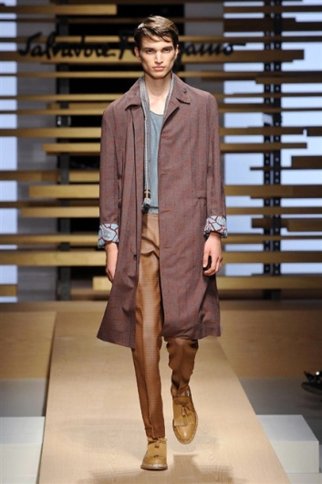 Fotoservizio/SS 2015/MEN/SALVATORE FERRAGAMO/DP1/9