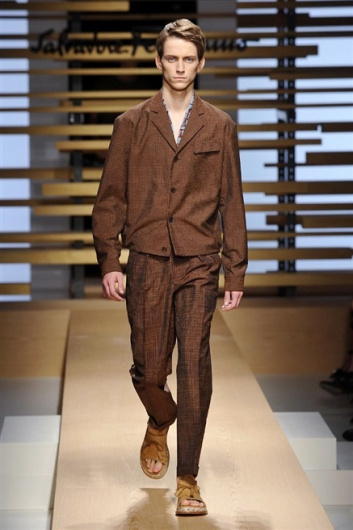Fotoservizio/SS 2015/MEN/SALVATORE FERRAGAMO/DP1/16