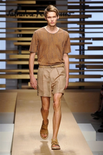 Fotoservizio/SS 2015/MEN/SALVATORE FERRAGAMO/DP1/18