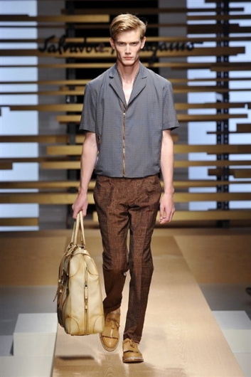 Fotoservizio/SS 2015/MEN/SALVATORE FERRAGAMO/DP1/22