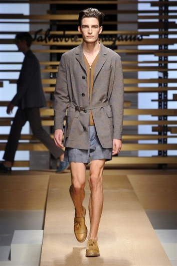 Fotoservizio/SS 2015/MEN/SALVATORE FERRAGAMO/DP1/23