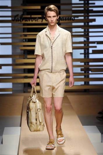Fotoservizio/SS 2015/MEN/SALVATORE FERRAGAMO/DP1/30