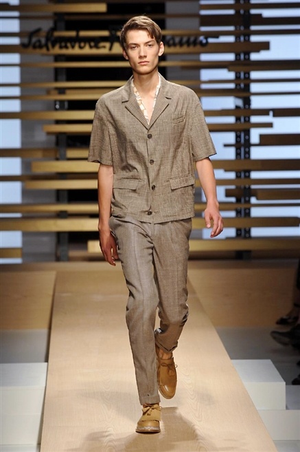 Fotoservizio/SS 2015/MEN/SALVATORE FERRAGAMO/DP1/31