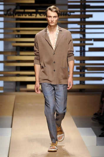 Fotoservizio/SS 2015/MEN/SALVATORE FERRAGAMO/DP1/33