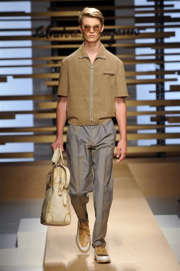 Fotoservizio/SS 2015/MEN/SALVATORE FERRAGAMO/DP1/35