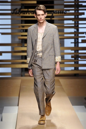 Fotoservizio/SS 2015/MEN/SALVATORE FERRAGAMO/DP1/36