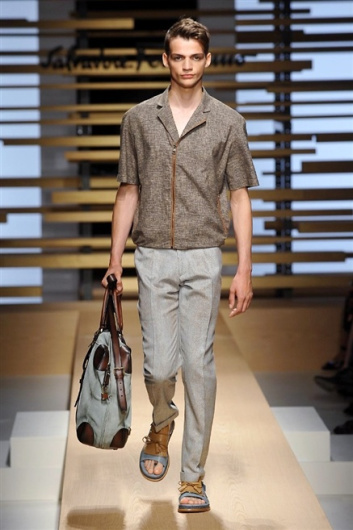 Fotoservizio/SS 2015/MEN/SALVATORE FERRAGAMO/DP1/38