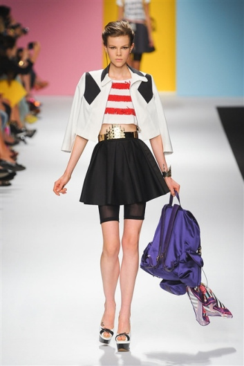 Fotoservizio/SS 2012/WOMEN/FRANKIE MORELLO/20