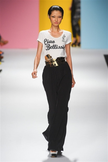 Fotoservizio/SS 2012/WOMEN/FRANKIE MORELLO/12
