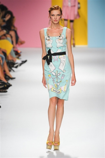 Fotoservizio/SS 2012/WOMEN/FRANKIE MORELLO/25