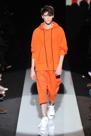 Fotoservizio/SS 2015/MEN/VIVIENNE WESTWOOD/DP1/22