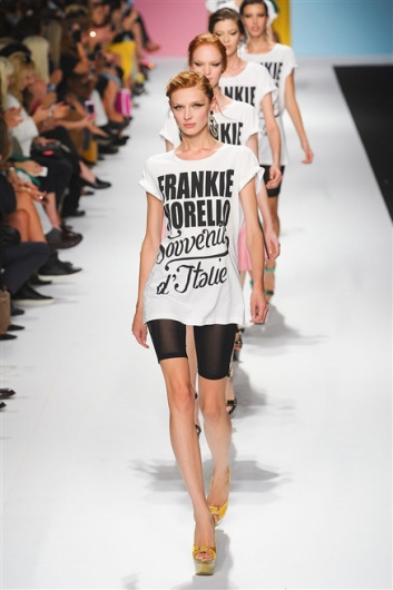 Fotoservizio/SS 2012/WOMEN/FRANKIE MORELLO/41