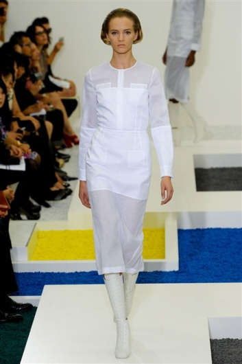 Fotoservizio/SS 2012/WOMEN/JIL SANDER/1