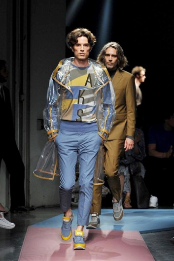 Fotoservizio/SS 2015/MEN/DAKS/DP1/49