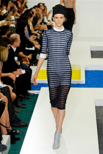 Fotoservizio/SS 2012/WOMEN/JIL SANDER/17