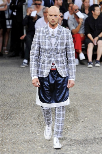 Fotoservizio/SS 2015/MEN/MONCLER GAMME BLEU/DP1/24