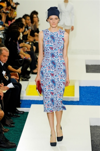 Fotoservizio/SS 2012/WOMEN/JIL SANDER/24